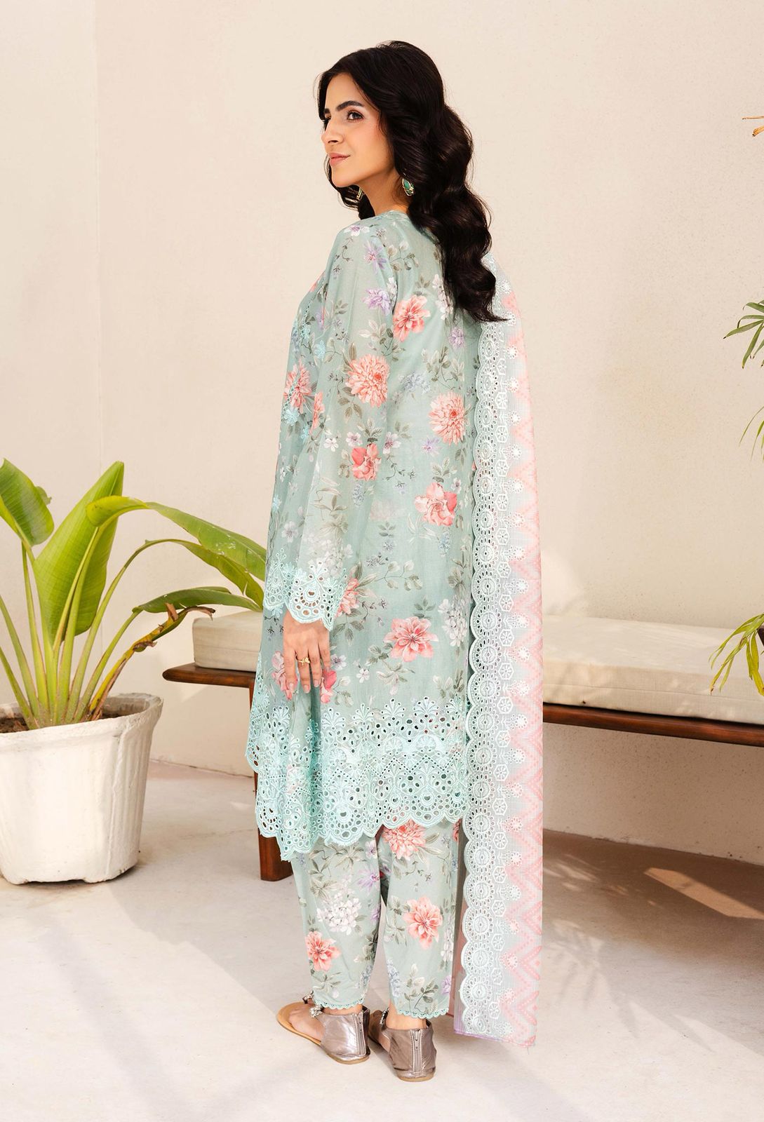 LAWN CHICKEN KARI Suit With CHIFFON EMBROIDERED Dupatta