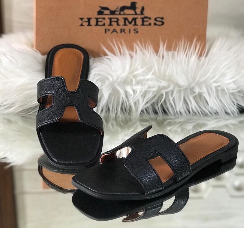 Hermes Slipper With brand box